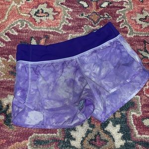 Lululemon shorts size 4